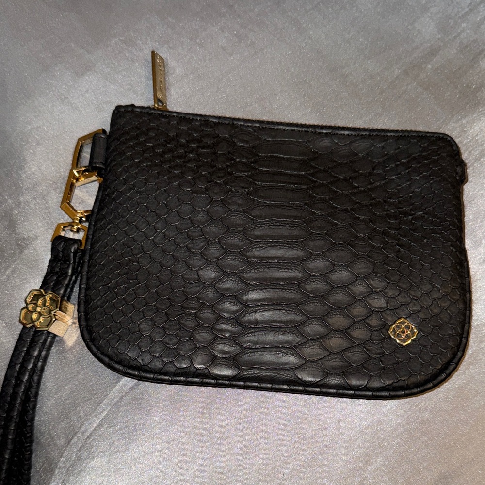 Kendra Scott Black Textured wristlet with Gold Accents